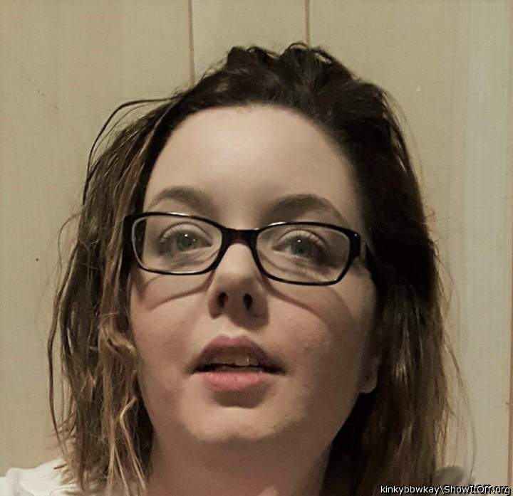 SLUT RED