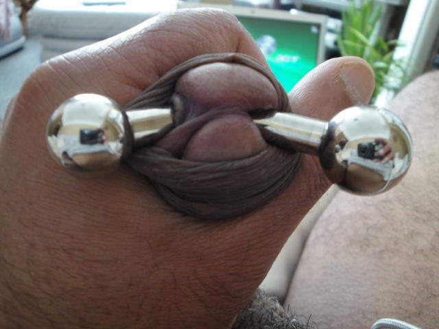 Cock punctures. Masturbate stimulate much. 
