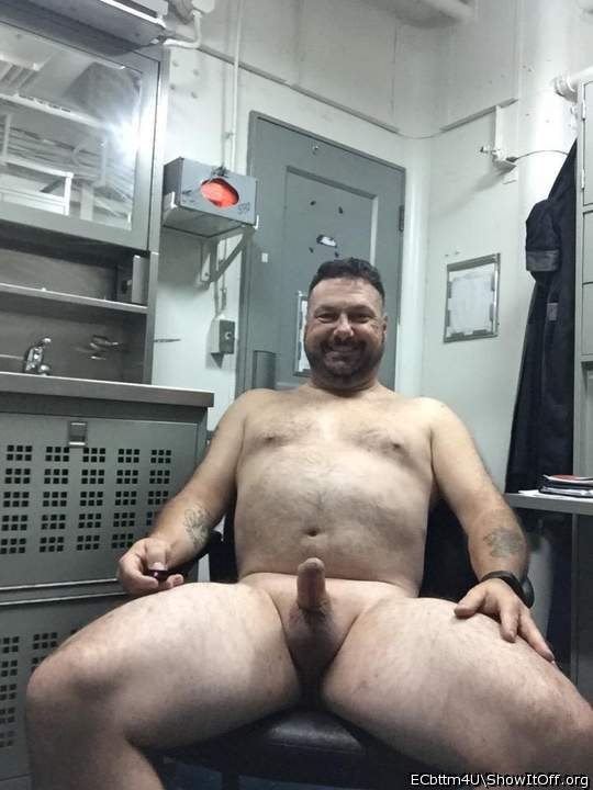 Adult image from ECbttm4U