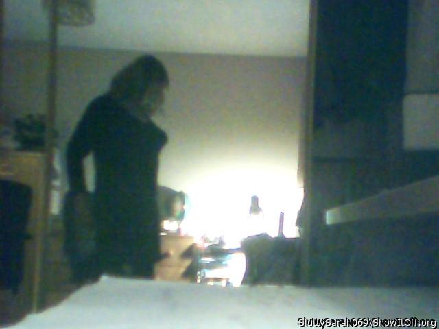 Adult image from SluttySarah069