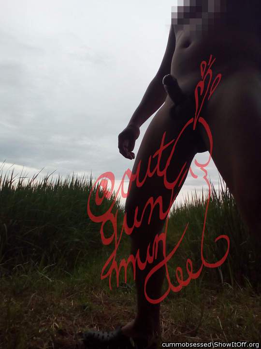 Adult image from cummobsessed