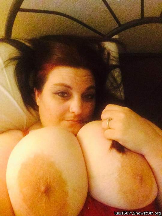 Damn!  Titties for miles.... Lol