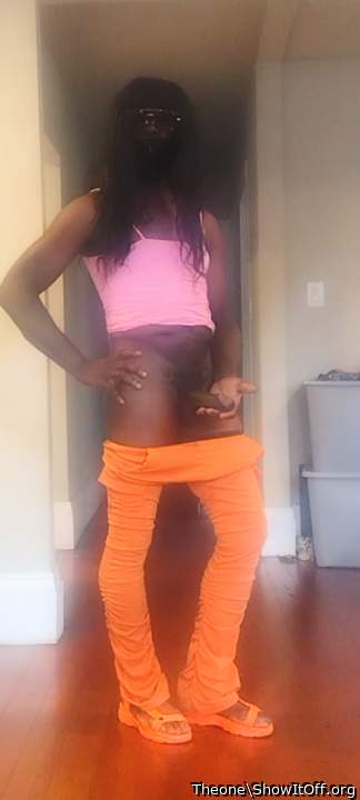 This is how u hold mistress CD Hershey dick ok
