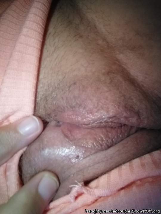 Yumm spread it wide wide gaping open 