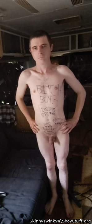 Adult image from SkinnyTwink94
