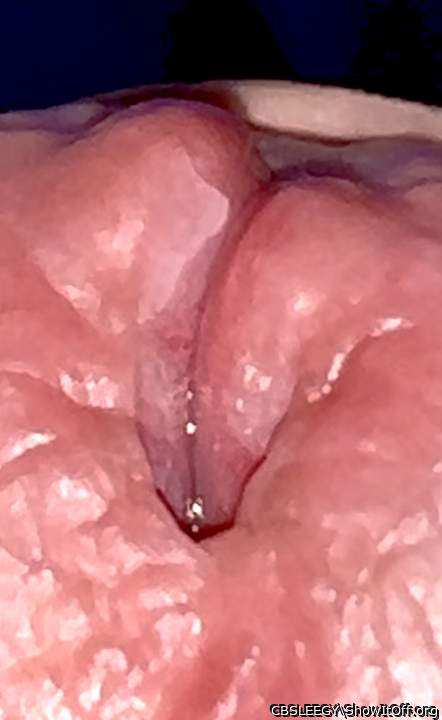 Anyone wanna kiss?