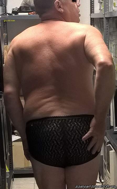 Adult image from zizelyian
