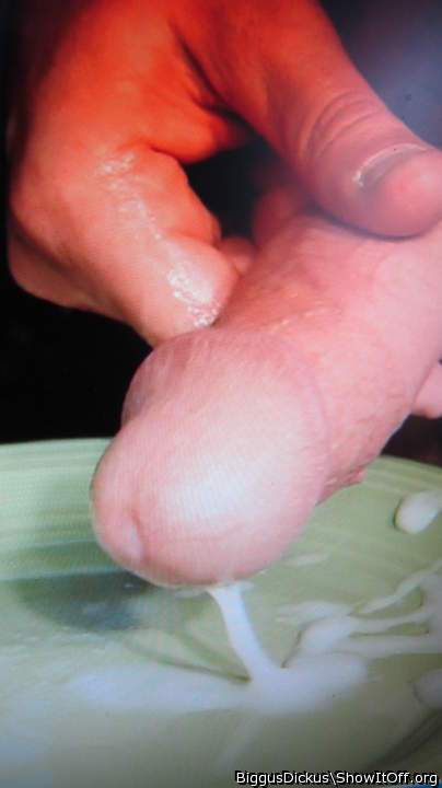 Adult image from BiggusDickus