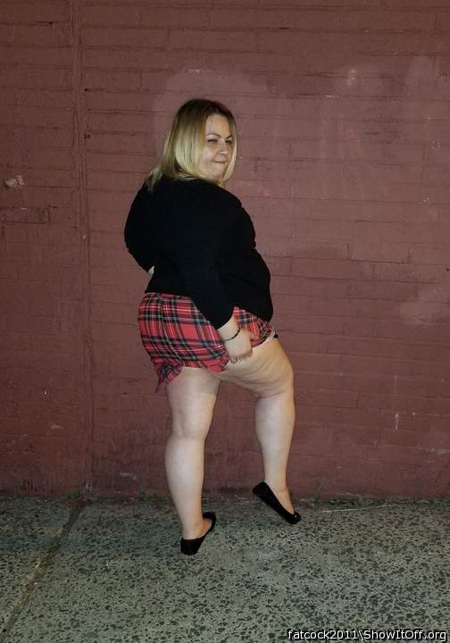 Friday night on a street sidewalk on 6/15/18 after a BB GB more St Dick
