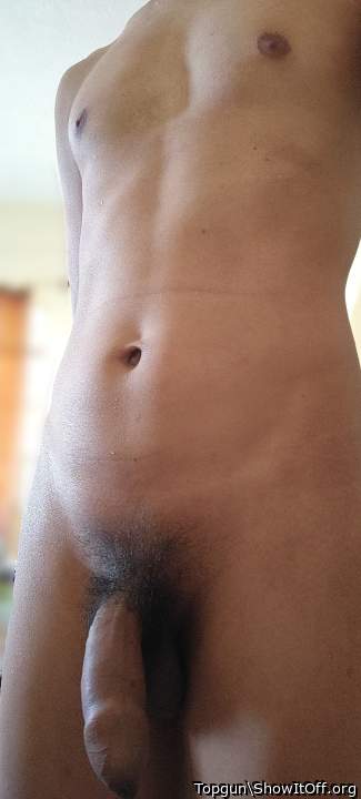 Sexy fit body and nice cock😛