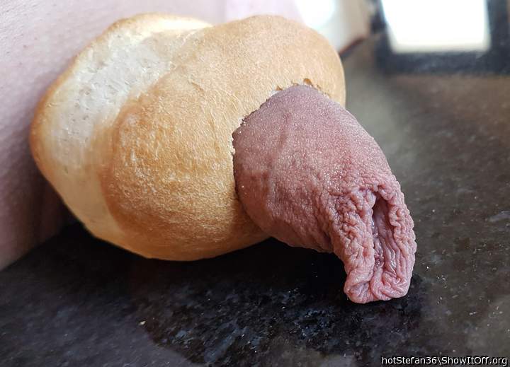 Hot pic....love cock and food pics ! 