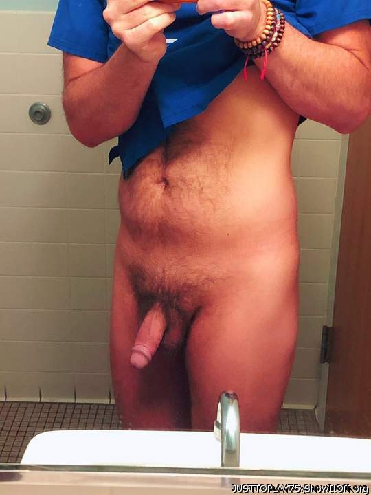 Adult image from JUSTTOPLAY75