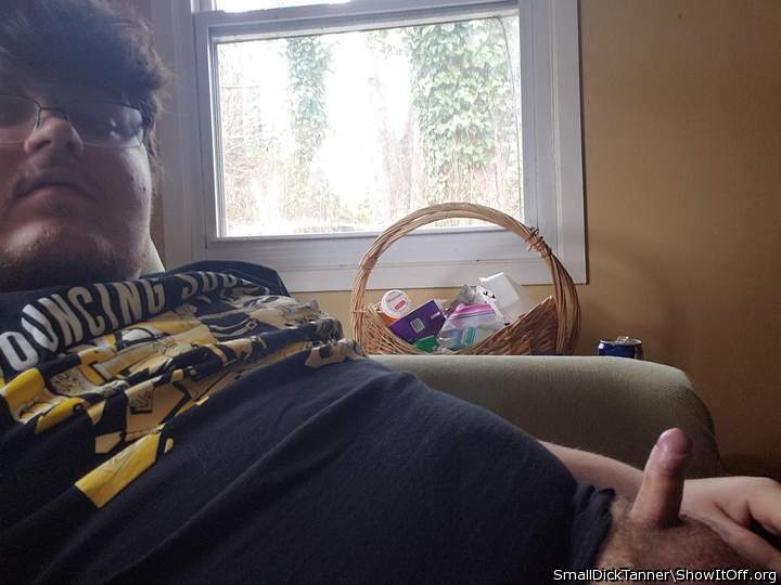 Adult image from SmallDickTanner