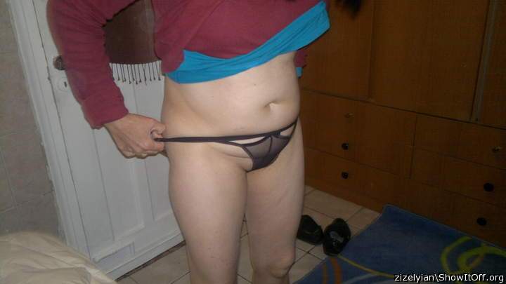 Adult image from zizelyian