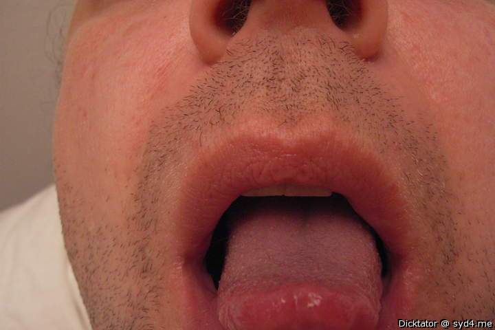 auf die Zunge w�rd ich jetzt gern meinen Samen ablassen! 