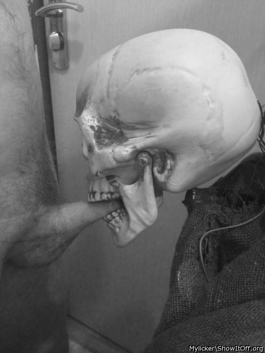 Not quite the kind of skull fucking I like 