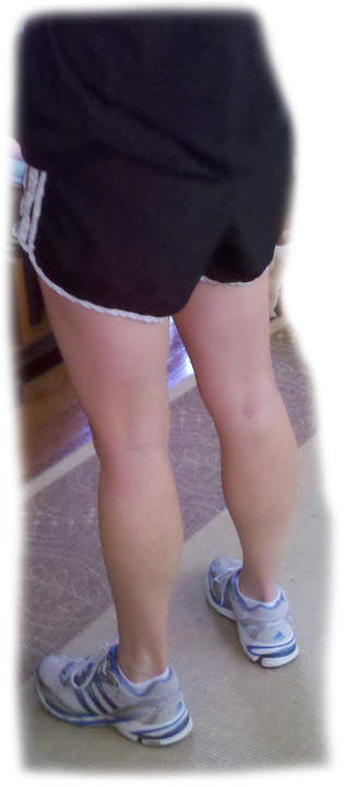 candid legs6