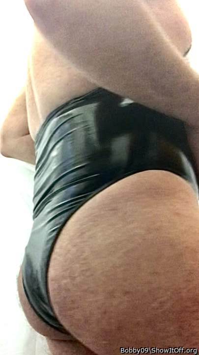 Adult image from Bobby09