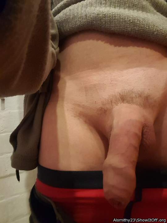 Need a wet pussy.