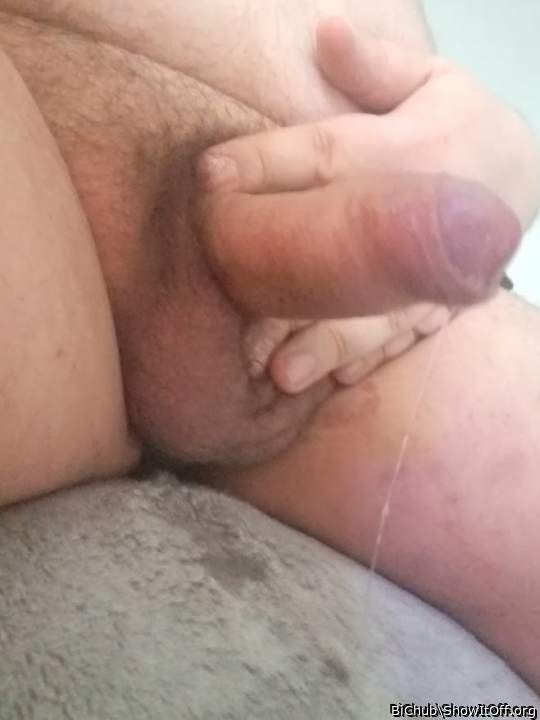 Very arousing pic. Beautiful cock.  