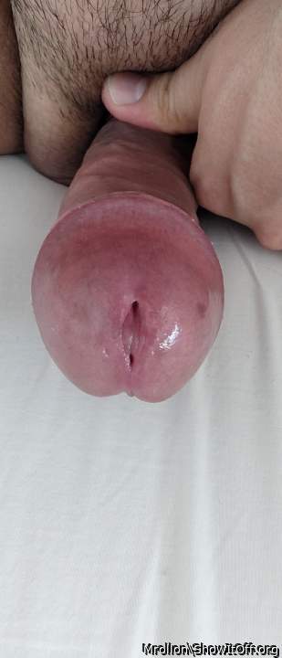 Adult image from Mrollon