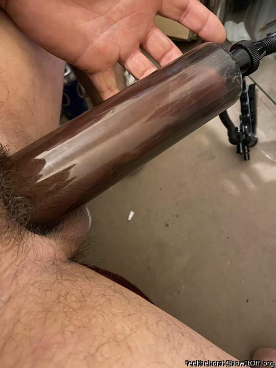 Adult image from feelthehorn