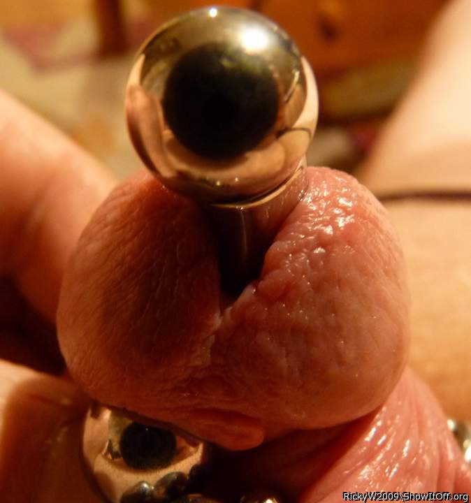 Adult image from RickyW2009