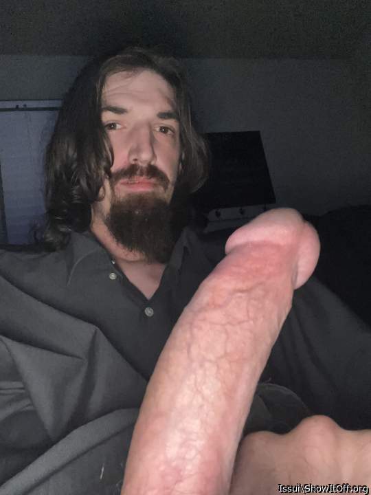 Adult image from Issui