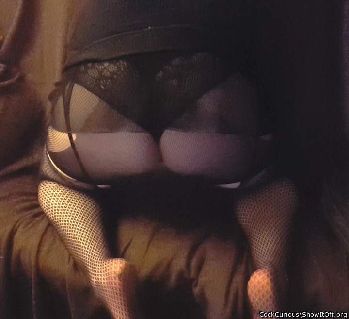 Pull those panties to one side

  