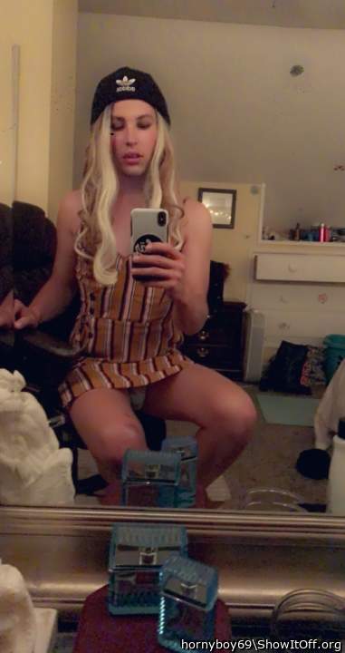 Adult image from hornyboy69