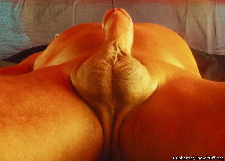 would love love love to lick your balls & underside of your 