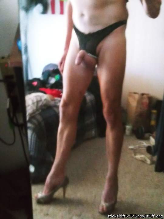 Mmmmmmmmmmm so sexy