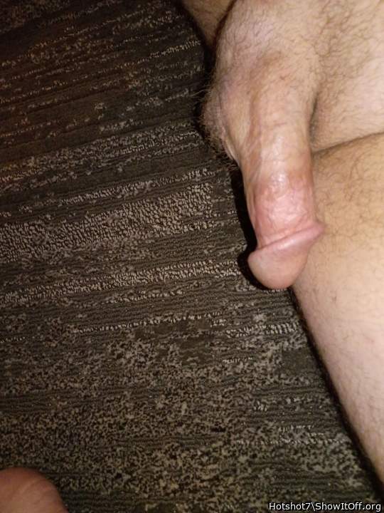   Nice cock! please add me for your friend, thank you.