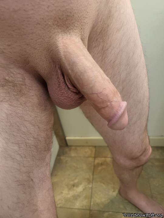Awesome smooth cock🔥 