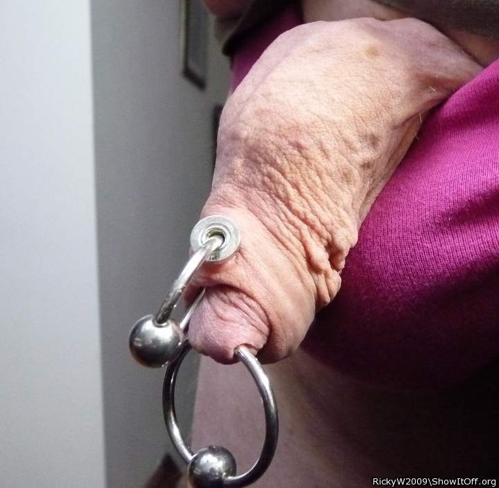 Adult image from RickyW2009