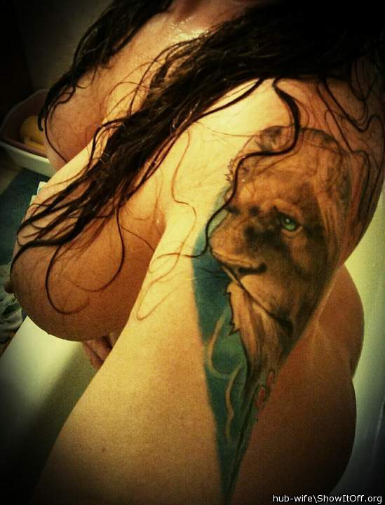 Oh damn !!!!!!!! So so hot