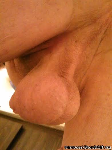 Feels nice to just be hanging.  Want to feel too?
