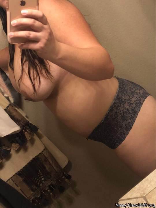 mmmm so hot i bet u can give an amazing boobjob with these s