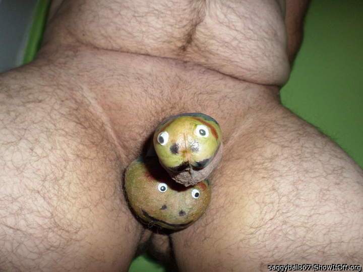 Big balls huge head with eyes & face - cock & ball Art - [3-10-16-5453]