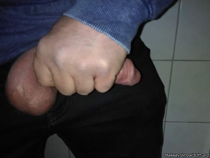 Adult image from Maikkey
