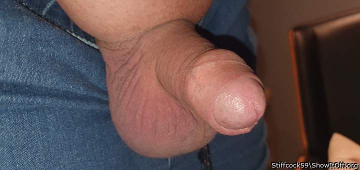 Adult image from Stiffcock59