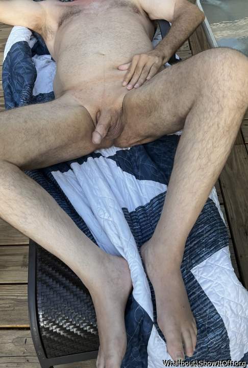 wow

such a sexy sexy pic,,,awesome sexy penis,,,love itlo