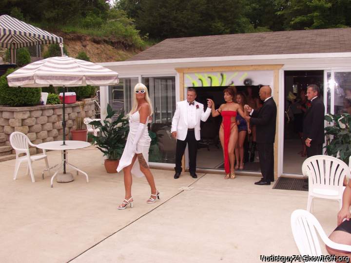 Adult image from Nudistguy71