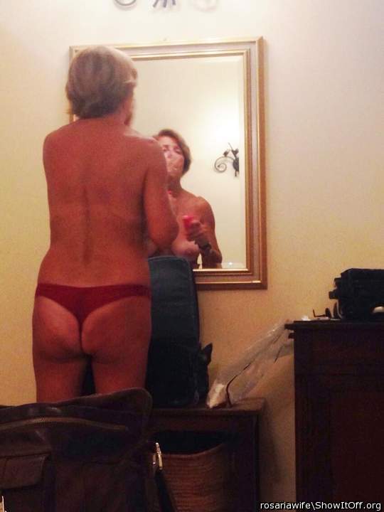 sei veramente magnifica! sono sempre eccitato quando guardo 