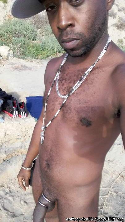 Your big cock is a Two Ringed monster & I would like to try 