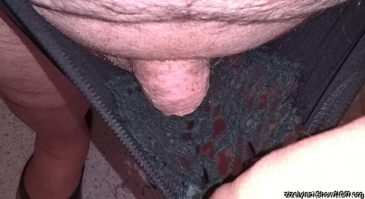 Adult image from zizelyian