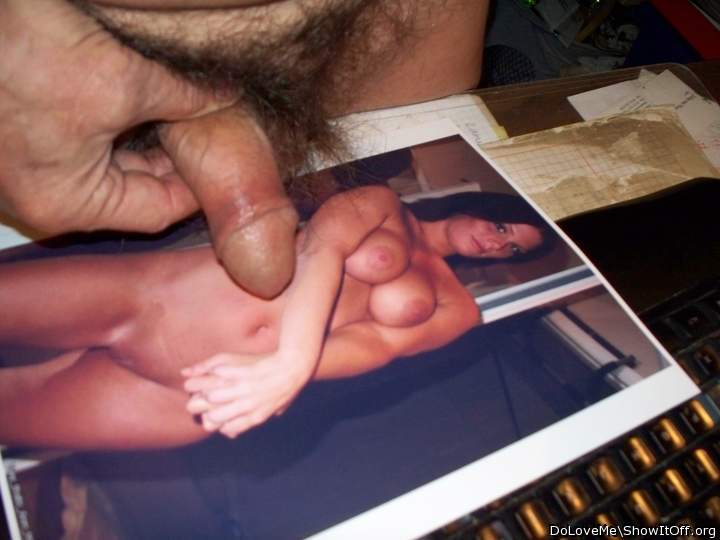 Adult image from DoLoveMe