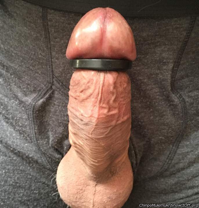 Adult image from ChinpoMukimuki