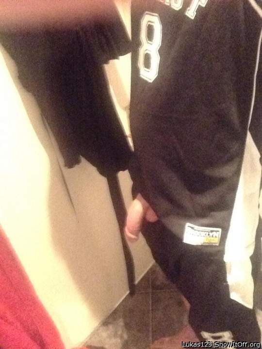 Adult image from Lukas123