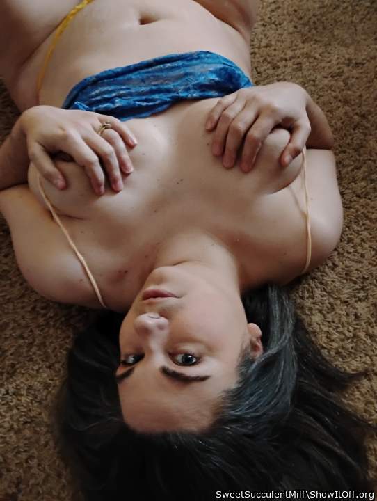 Adult image from SweetSucculentMilf
